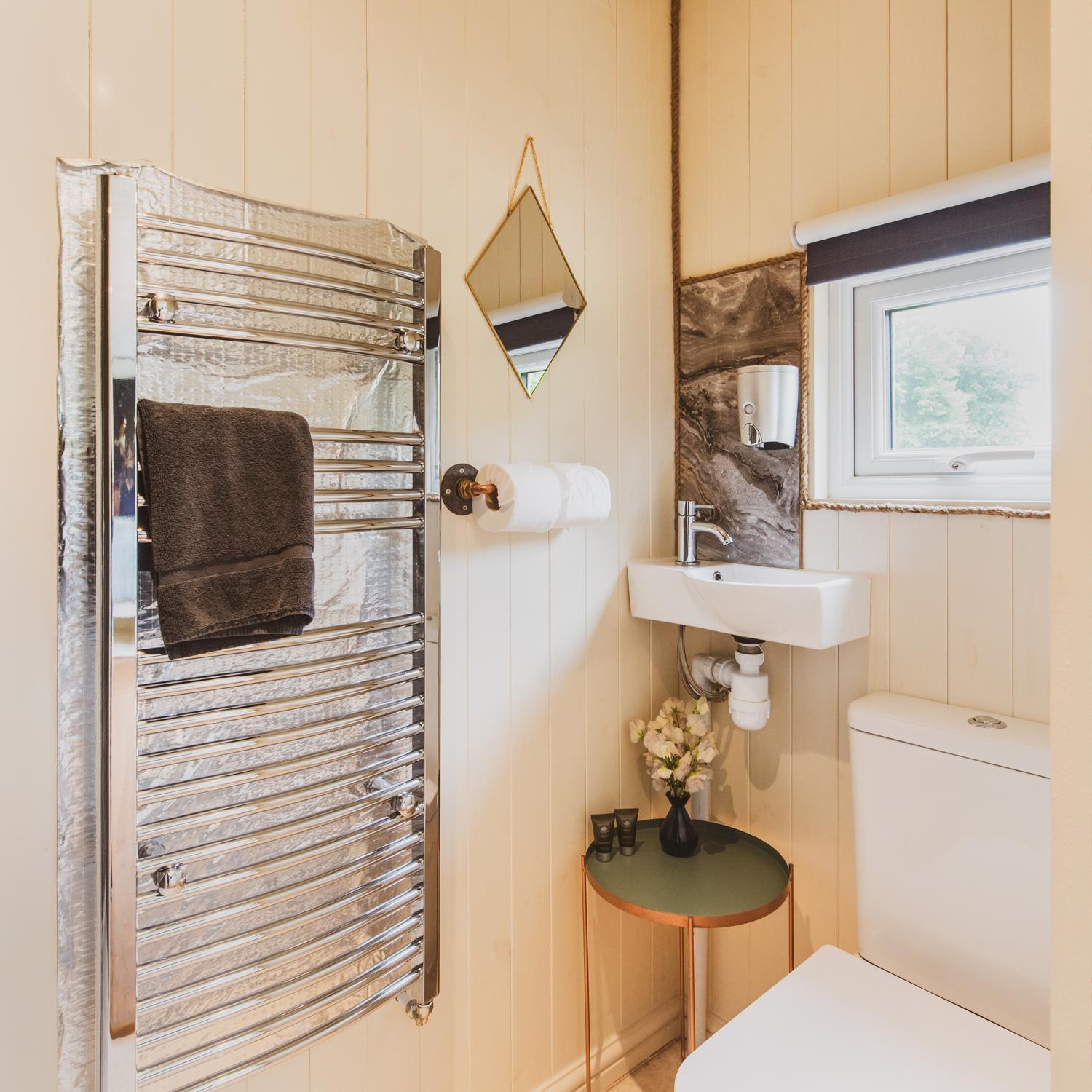The Hideaway At Hiddenwood Glamping Hotel Corsley Kültér fotó